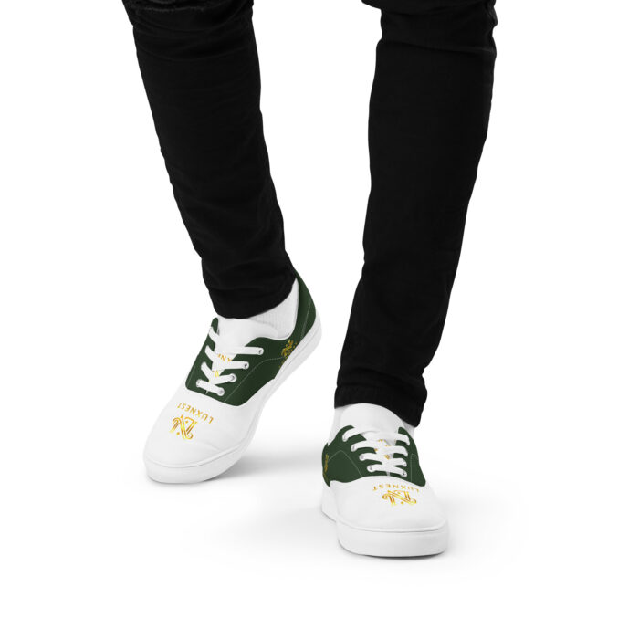 Men’s lace-up canvas shoes
