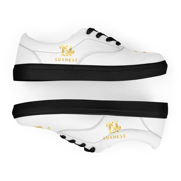 Women’s lace-up canvas shoes