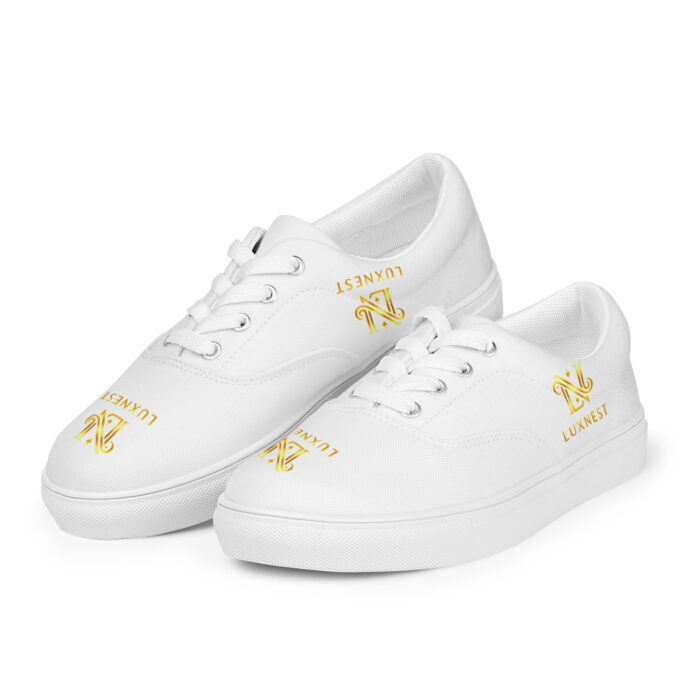 Women’s lace-up canvas shoes