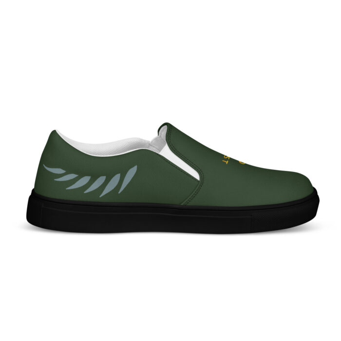 Women’s slip-on canvas shoes
