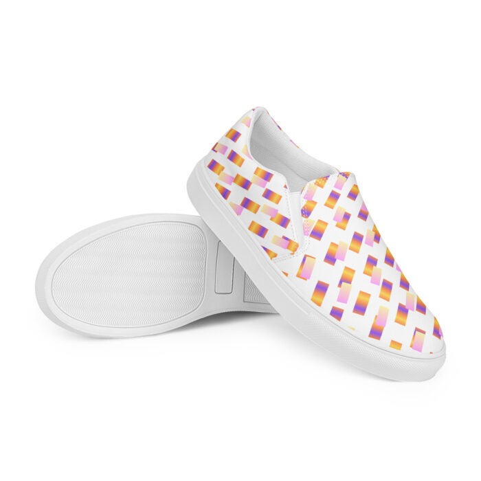 Women’s slip-on canvas shoes